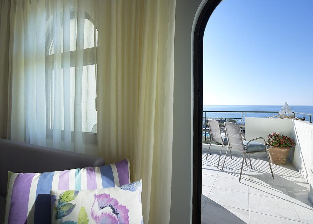 Coriva Beach Hotel & Bungalows Koutsounári Buitenkant foto